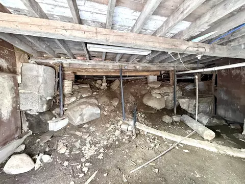 Exterior - 25 Maillet Rd, Lunenburg, VT 05906 photo 8 of 10