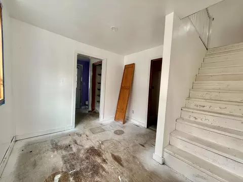 Entry Way - 25 Maillet Rd, Lunenburg, VT 05906 photo 1 of 2