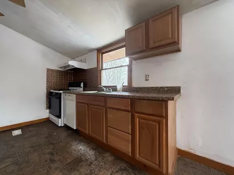 Kitchen - 25 Maillet Rd, Lunenburg, VT 05906 photo 3 of 5