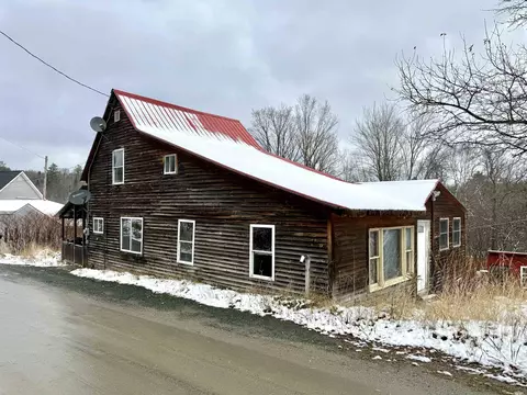 Exterior - 25 Maillet Rd, Lunenburg, VT 05906 photo 2 of 10