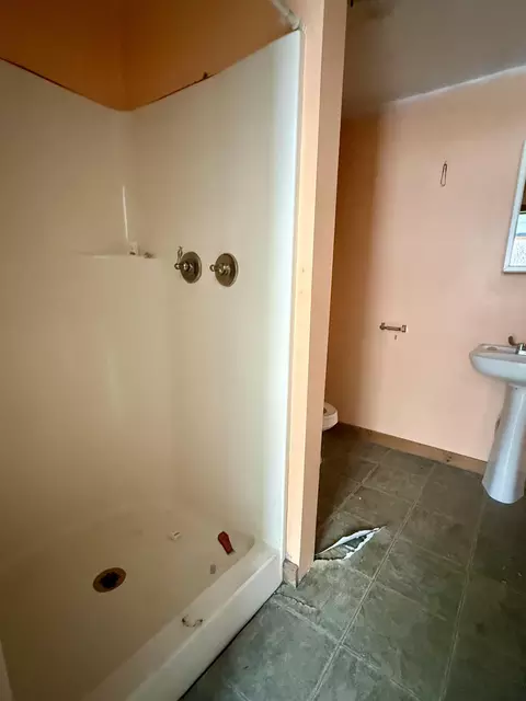 Bath - 25 Maillet Rd, Lunenburg, VT 05906 photo 1 of 1