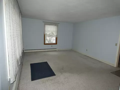 Living - 107 Middle Rd, Tuftonboro, NH 03816 photo 7 of 7