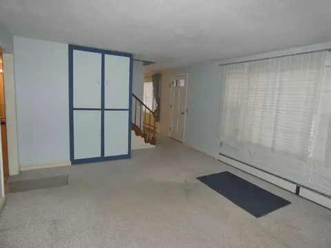 Living - 107 Middle Rd, Tuftonboro, NH 03816 photo 6 of 7