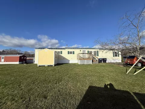 81 Crampton Rd #33, Castleton, VT 05735