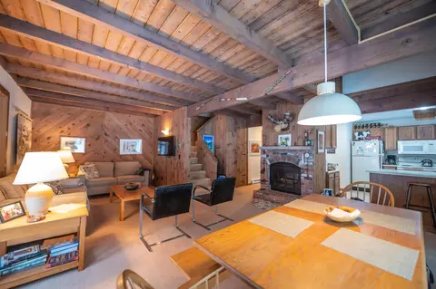 4 Suntec Loop # A, Dover, VT 05356