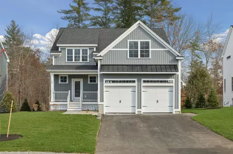 15 Copps Dr, Rochester, NH 03868