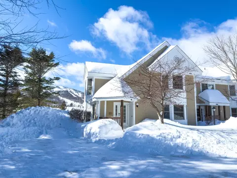 9 Windham Way # A, Dover, VT 05356