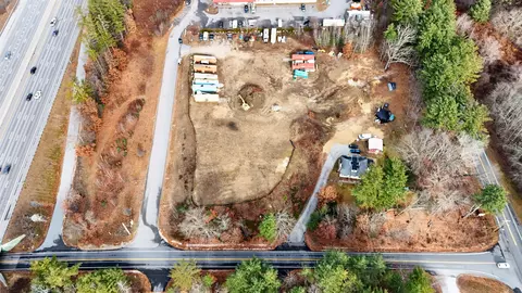 5 Cross Rd, Hooksett, NH 03106