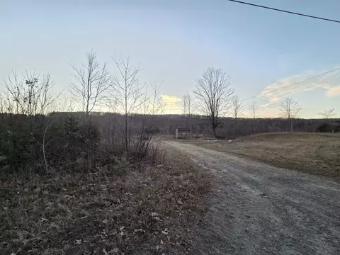 672 Bog Rd #4, Enfield, NH 03748