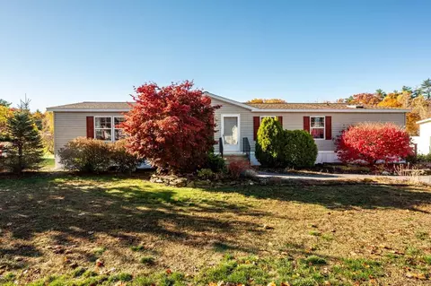 45 Seneca St, Rochester, NH 03867
