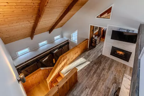 Entry Way - 7 Roundtree Rd, Winhall, VT 05340 photo 7 of 7