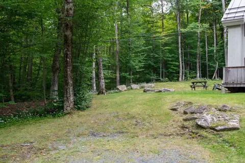 Exterior - 7 Roundtree Rd, Winhall, VT 05340 photo 3 of 8