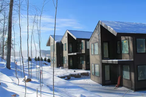 7 Firelight Ln # A, Lincoln, NH 03251