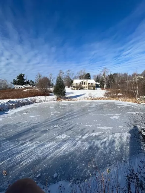117 Ray Hill Rd, Wilmington, VT 05363