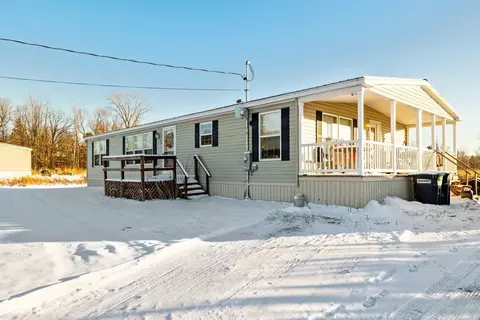 26 Deso Drive Ext, Alburgh, VT 05440