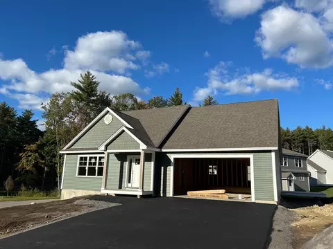 16 Juliana Ave, Nashua, NH 03064