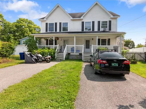 13 Leclair St, Winooski, VT 05404