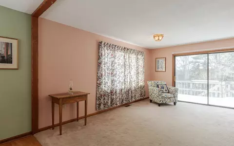 Living - 521 County Rd, Walpole, NH 03608 photo 2 of 6