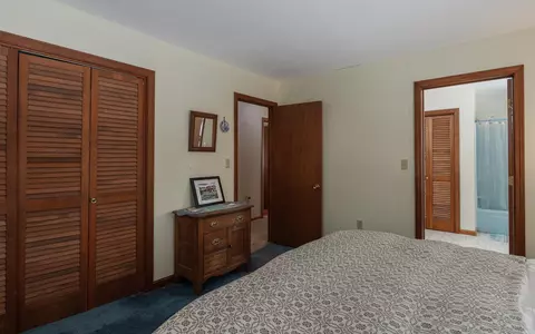 Bedroom - 521 County Rd, Walpole, NH 03608 photo 5 of 6