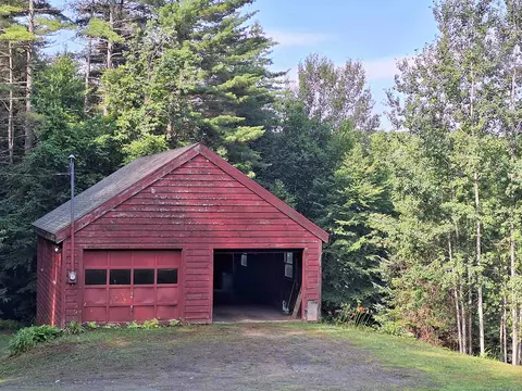 Exterior - 521 County Rd, Walpole, NH 03608 photo 3 of 7