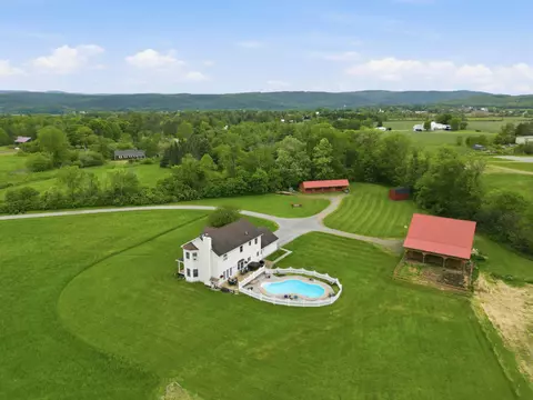 217 Airport Rd, Haverhill, NH 03774