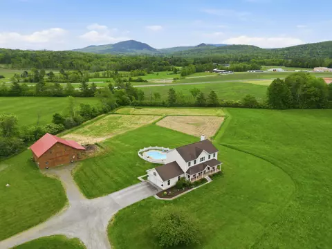 217 Airport Rd, Haverhill, NH 03774