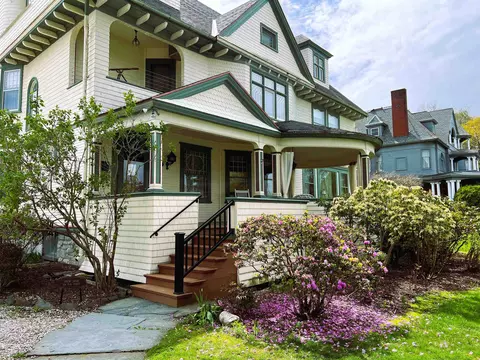 124 Elm St, Bennington, VT 05201