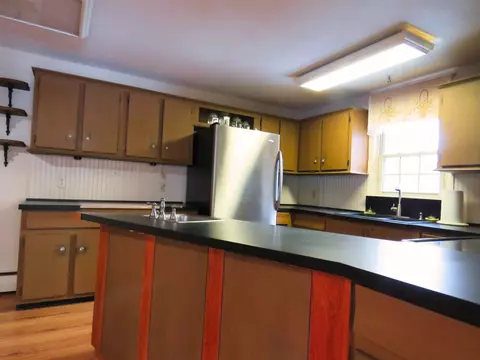 Kitchen - 103 Bypass 28, Derry, NH 03038 photo 3 of 3