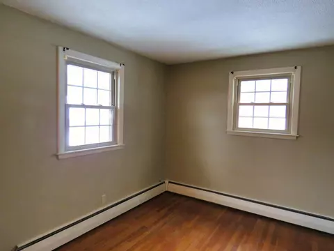 Bedroom - 103 Bypass 28, Derry, NH 03038 photo 3 of 7