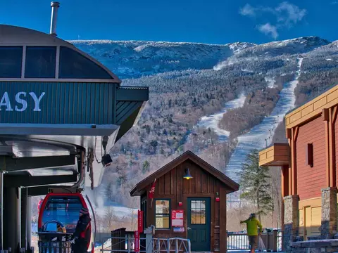 7412 Mountain Rd #403 04-046, Stowe, VT 05672