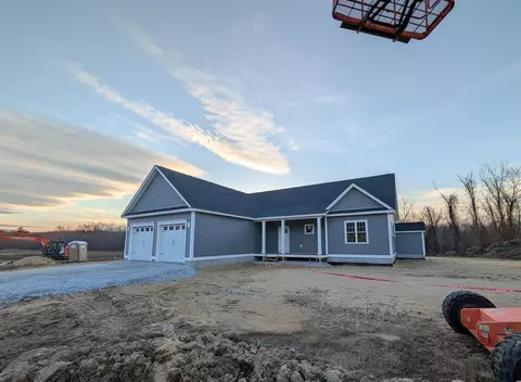 131 Merrimack St, Hooksett, NH 03106