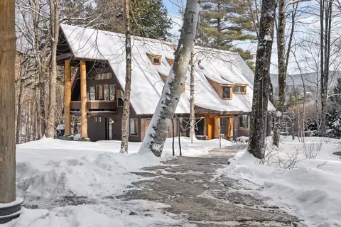 190 Upper Pines Rd, Warren, VT 05674