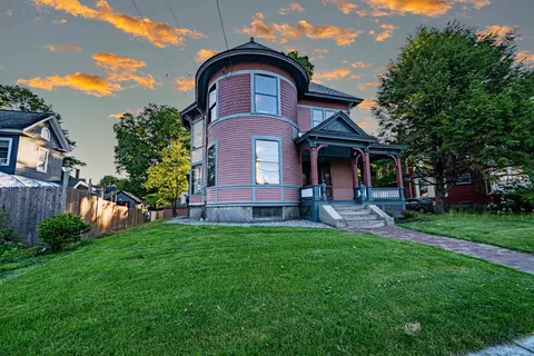 70 Concord St, Nashua, NH 03064