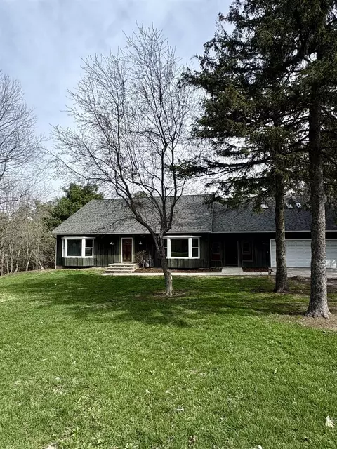 150 Swift St, South Burlington, VT 05403