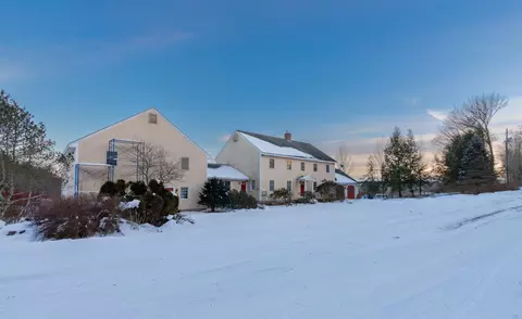 203 Winch Hill Rd, Langdon, NH 03602