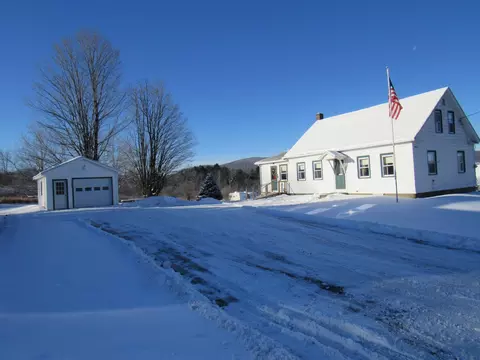 4472 Route 14 N, Irasburg, VT 05845
