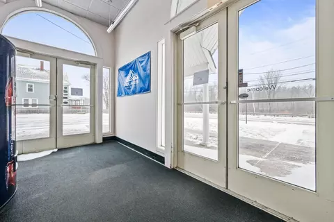 Entry Way - 177 Main St, Gorham, NH 03581 photo 2 of 4