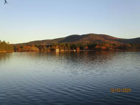 164 Leavitt Rd, Ossipee, NH 03814
