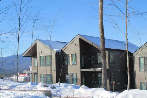 4 Firelight Ln # A, Lincoln, NH 03251