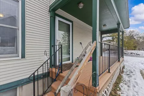 12 Stonegate Dr, Middlebury, VT 05753