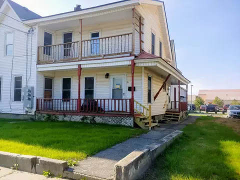 31 Granite St, Barre, VT 05641