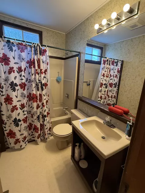 Bath - 220 Hall Stream Rd, Canaan, VT 05902 photo 2 of 2