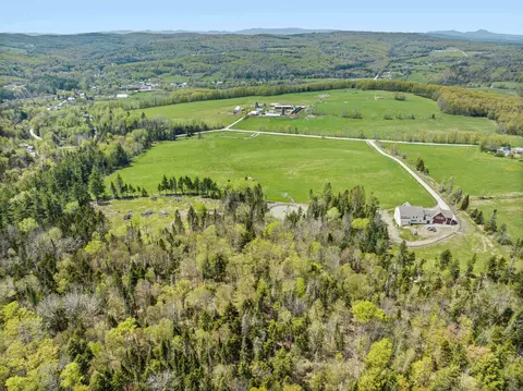 344 Morrie Rd, Washington, VT 05675