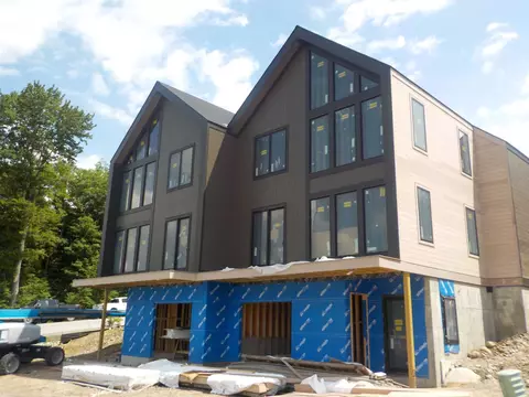 9 Ember Ct # A, Lincoln, NH 03251