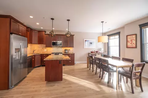 Dining - 15 Boulder Ridge Dr # B, Dover, VT 05356 photo 1 of 2