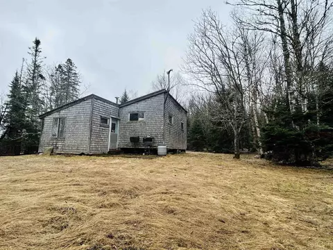 242 Noyes Rd, Stewartstown, NH 03576