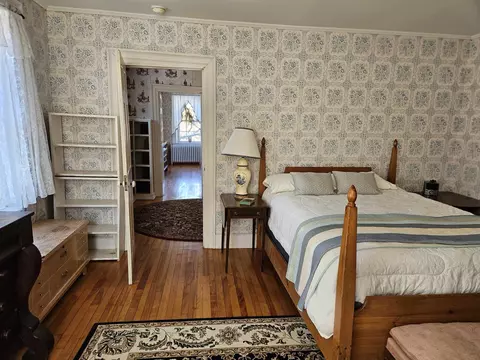 Bedroom - 318 Lisbon Rd, Bath, NH 03740 photo 13 of 16