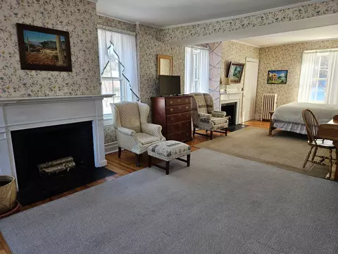 Bedroom - 318 Lisbon Rd, Bath, NH 03740 photo 5 of 16