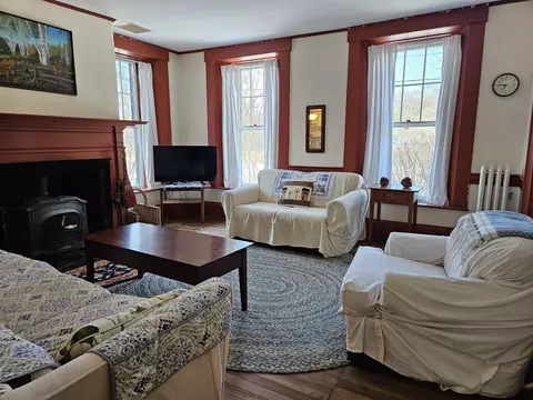 Living - 318 Lisbon Rd, Bath, NH 03740 photo 7 of 8