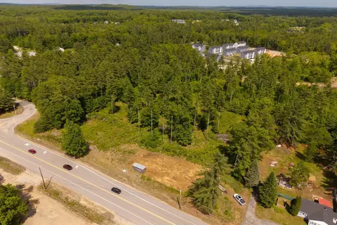 559 Calef Hwy, Barrington, NH 03825